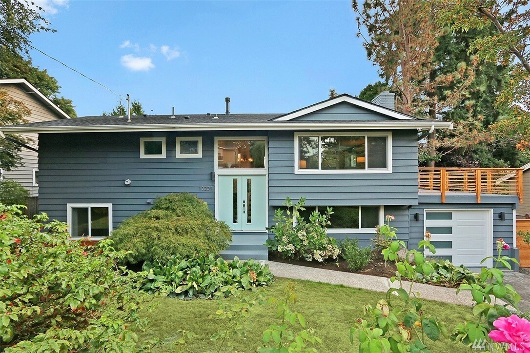 Property Photo: 10201 NE 198th St WA 98011