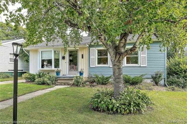 Property Photo:  4410 Sedgemoor Avenue  MI 48073 