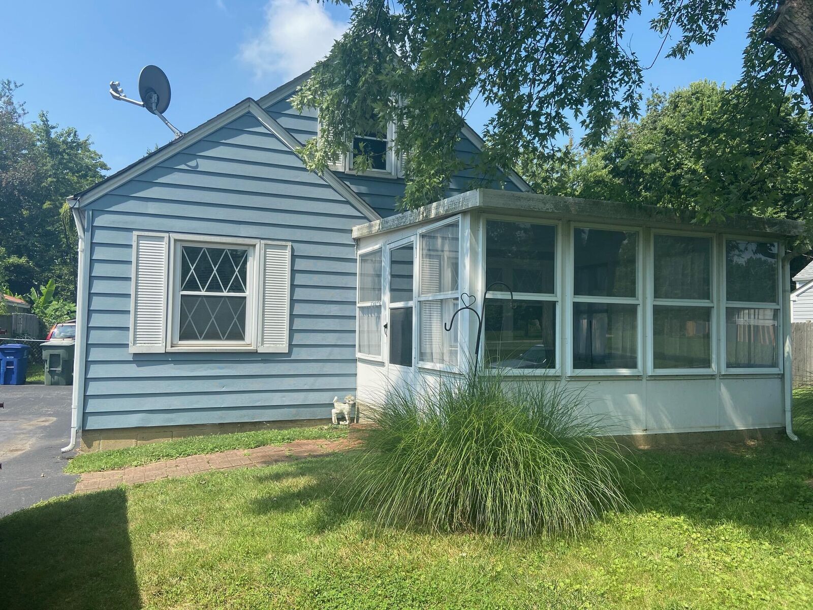 Property Photo: 2785 Homecroft Drive OH 43211