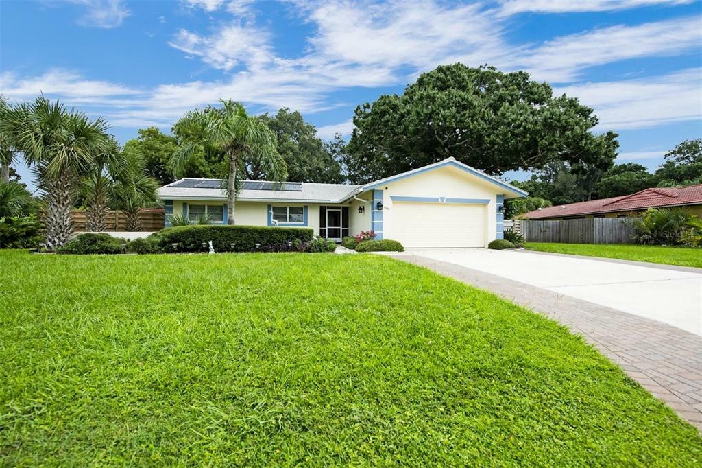 Property Photo:  2039 Riviera Drive  FL 34232 