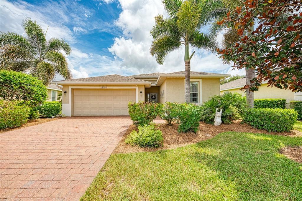 Property Photo: 24768 Bonifay Place FL 34293