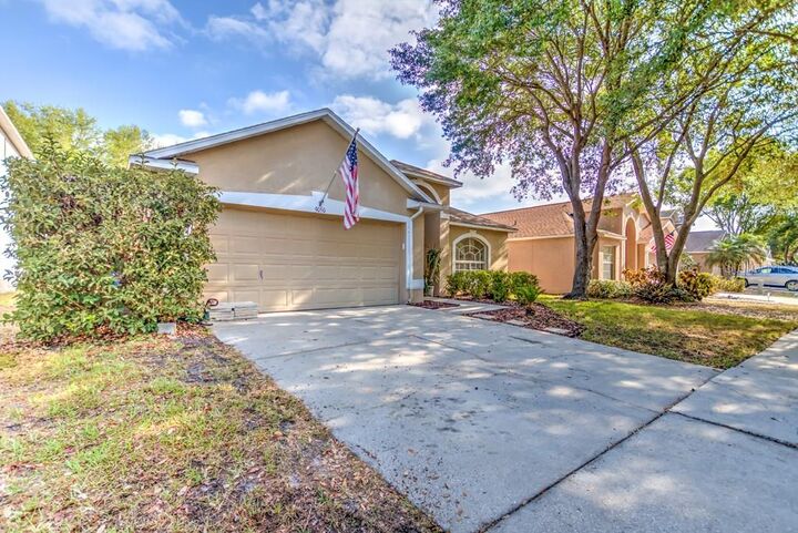 Property Photo:  9050 Egret Cove Circle  FL 33578 
