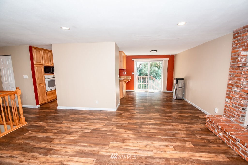 Property Photo: 7411 Mill Creek Road WA 99362