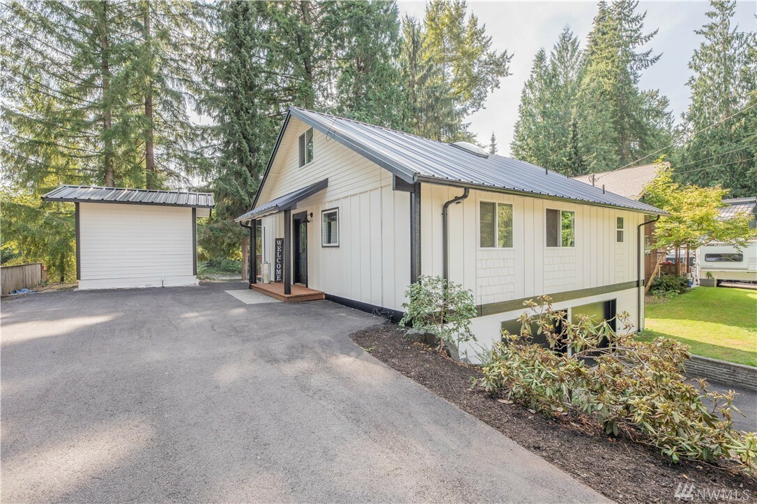 Property Photo:  17206 116th Place NE  WA 98223 