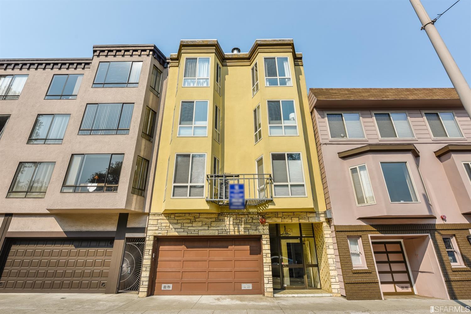 Property Photo: 621 Arguello Boulevard 202 CA 94118