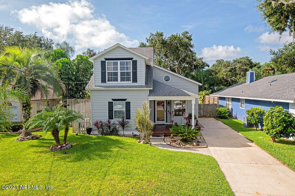 Property Photo: 605 11th Street FL 32080