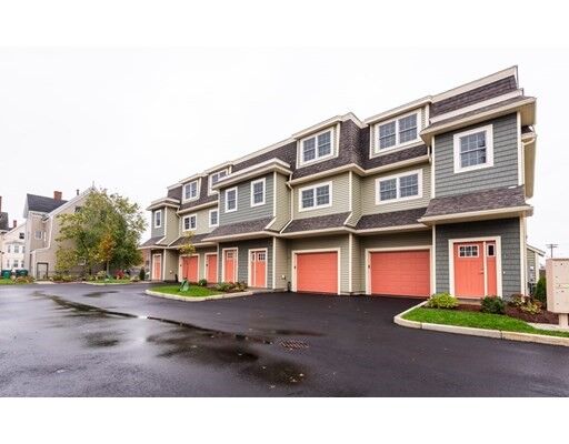 Property Photo: 16 River St 6 MA 01905