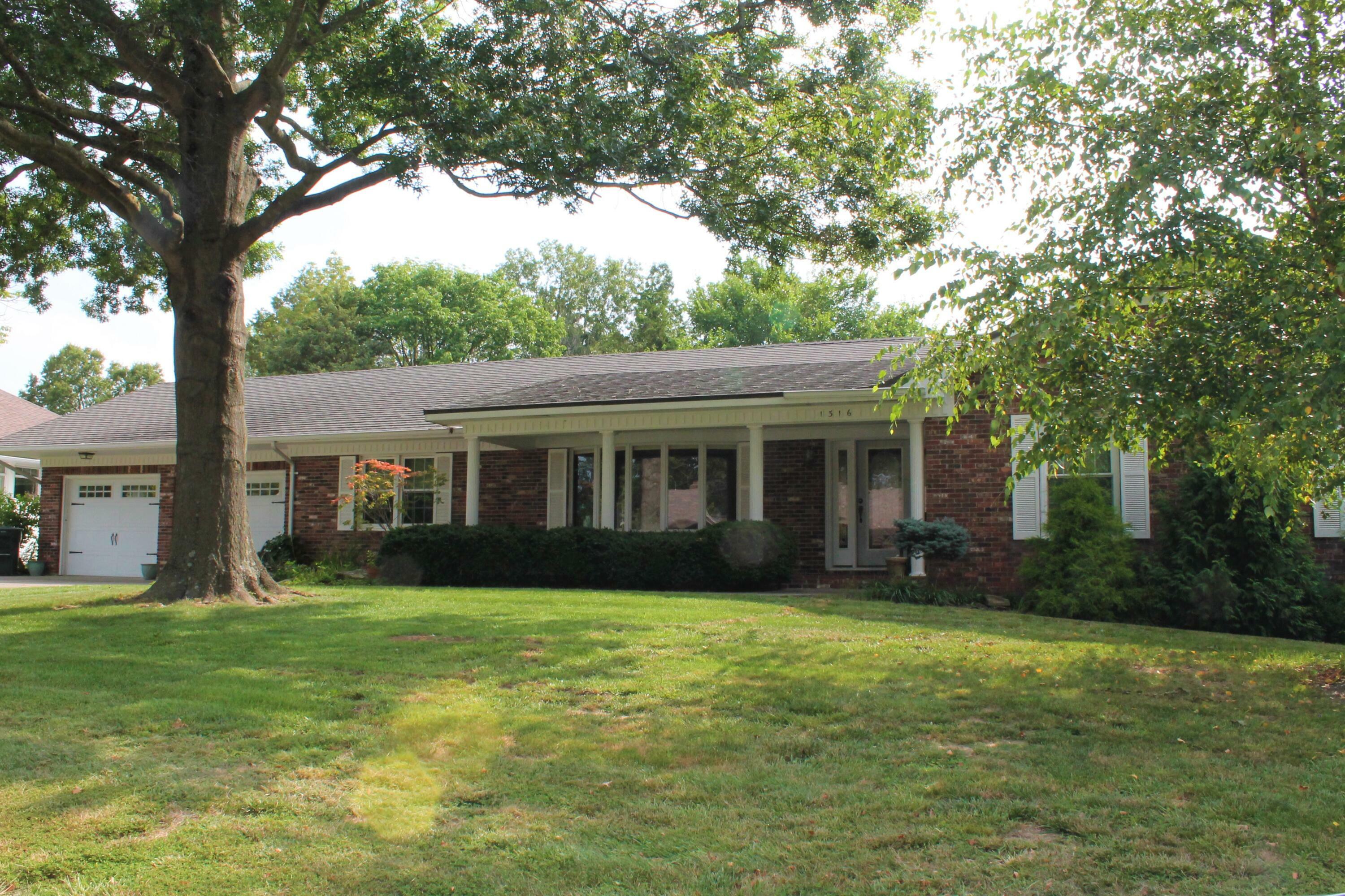 Property Photo:  1316 Cedarwood Drive  MO 65251 