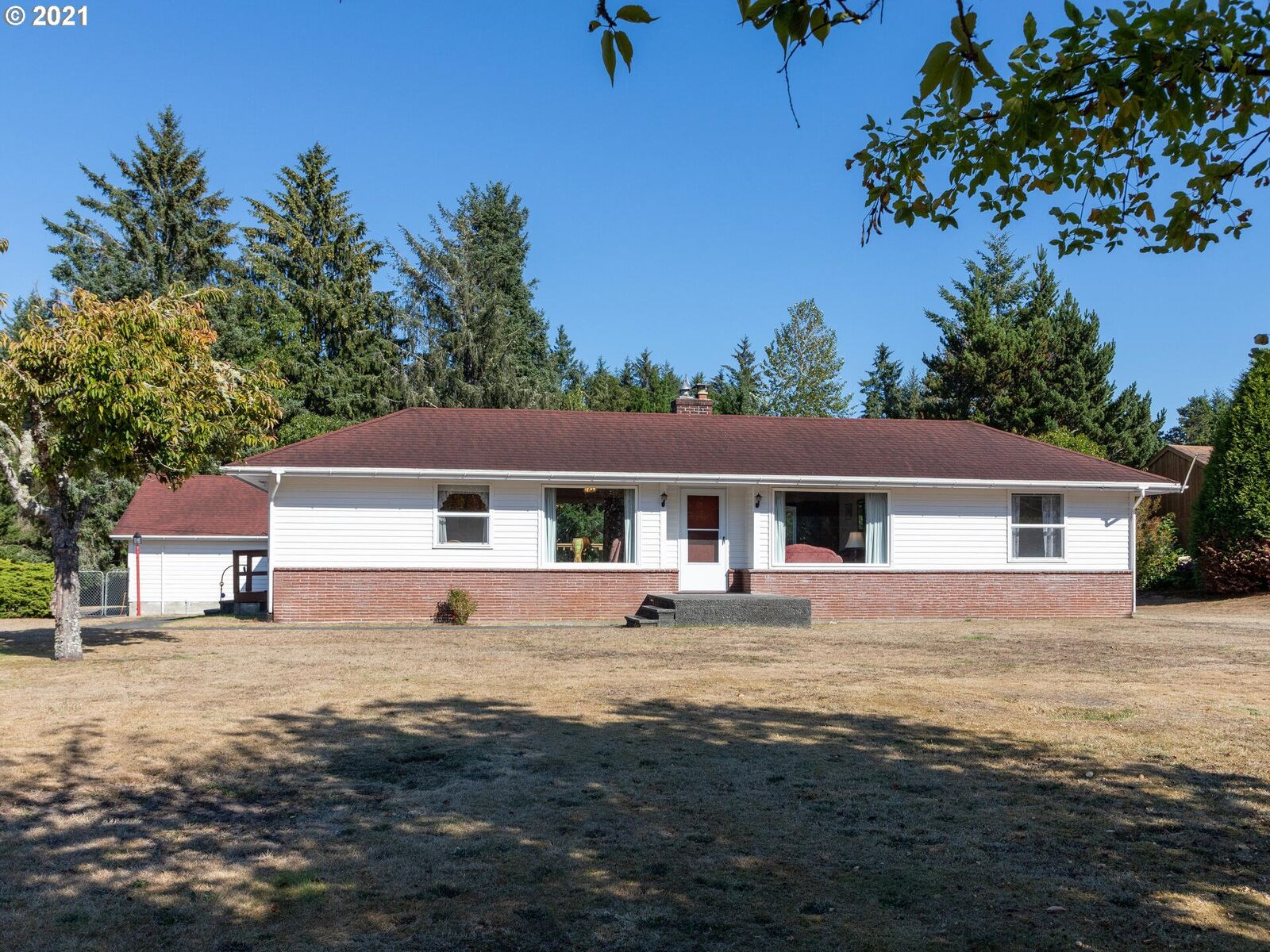 Property Photo:  4545 N Hwy 101  OR 97138 