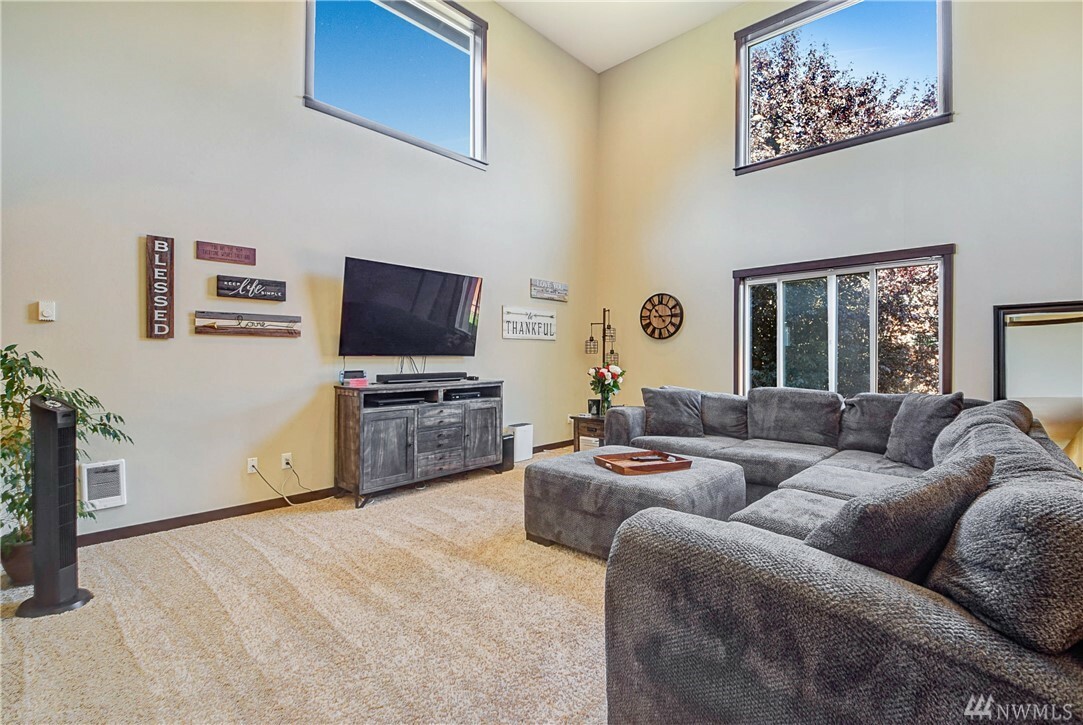 Property Photo: 17827 81st Dr NE WA 98223