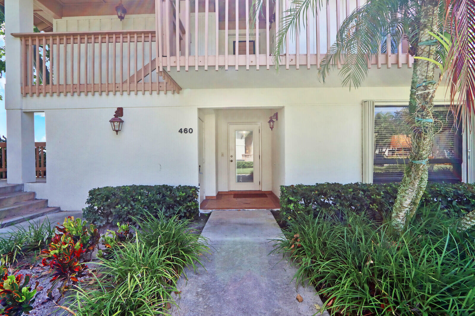 Property Photo:  460 Brackenwood Lane S  FL 33418 