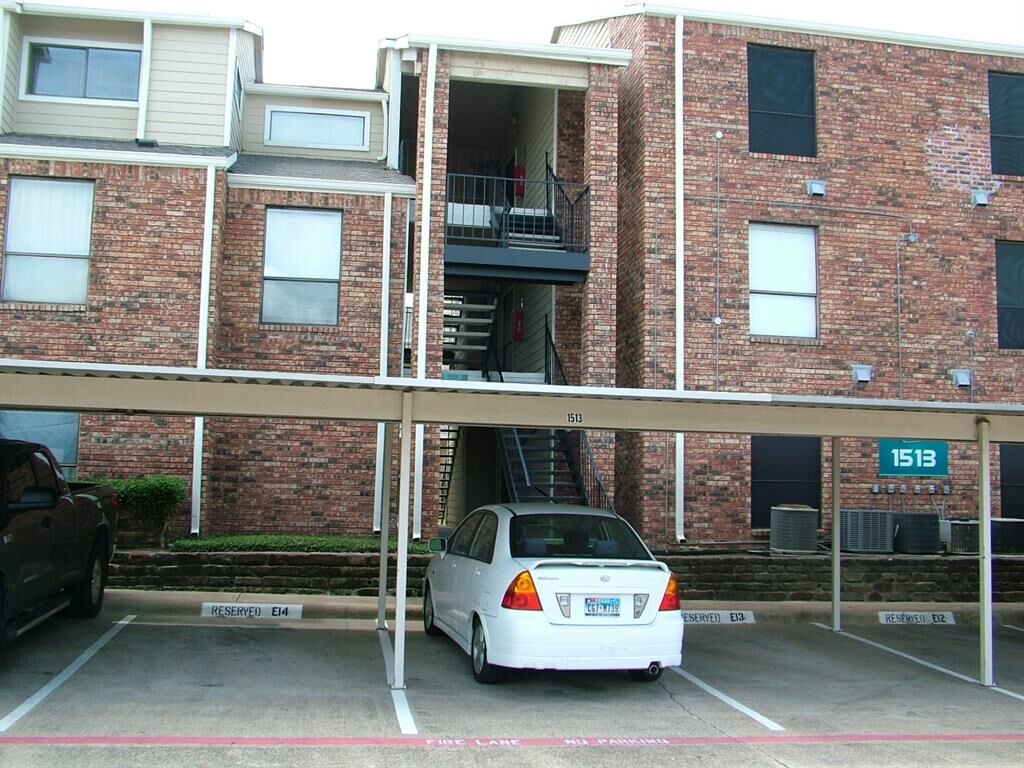 Property Photo:  1513 E Interstate 30 127  TX 75043 