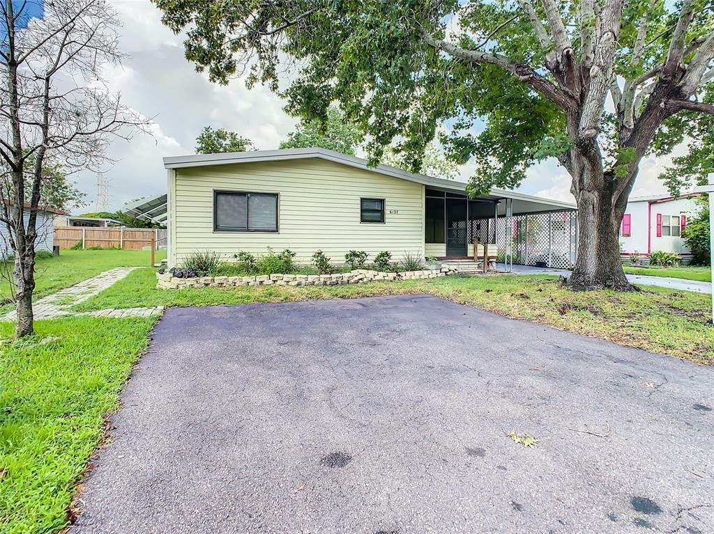 Property Photo:  6137 137th Avenue N  FL 33760 