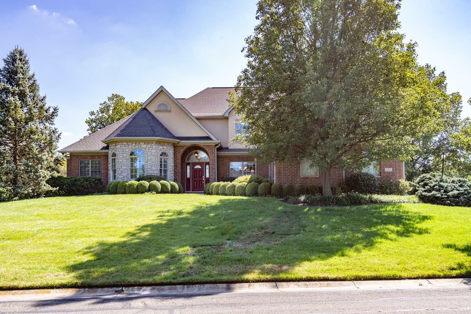 Property Photo: 7 Abbey Hill OH 45052
