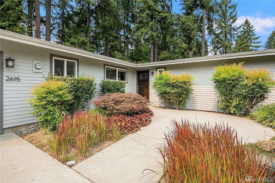 Property Photo: 2615 162nd Ave NE WA 98008