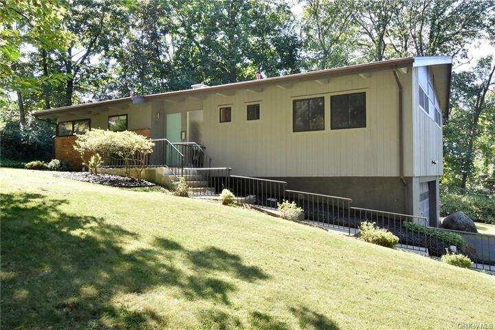 147 Bellair Drive  Dobbs Ferry NY 10522 photo