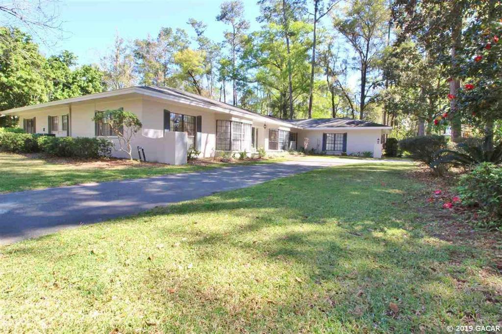 Property Photo:  2201 NW 26 Terrace  FL 32605 