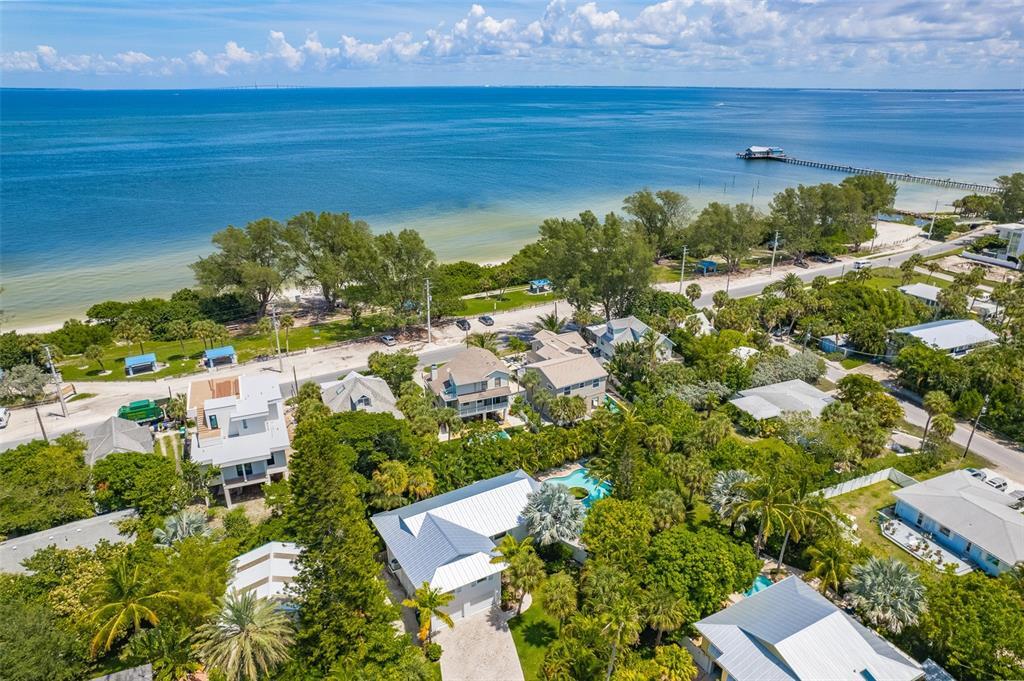 Property Photo: 238 Gladiolus Street FL 34216