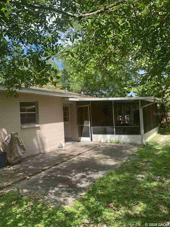 Property Photo:  2915 NW 55th Boulevard  FL 32606 