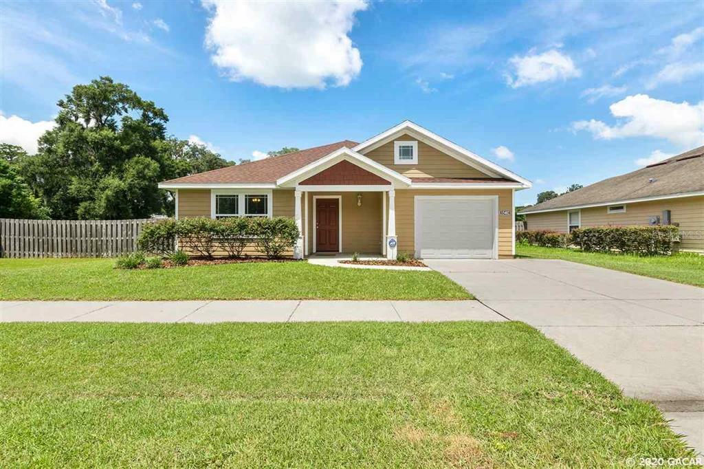 Property Photo:  15402 NW 136th Terrace  FL 32615 