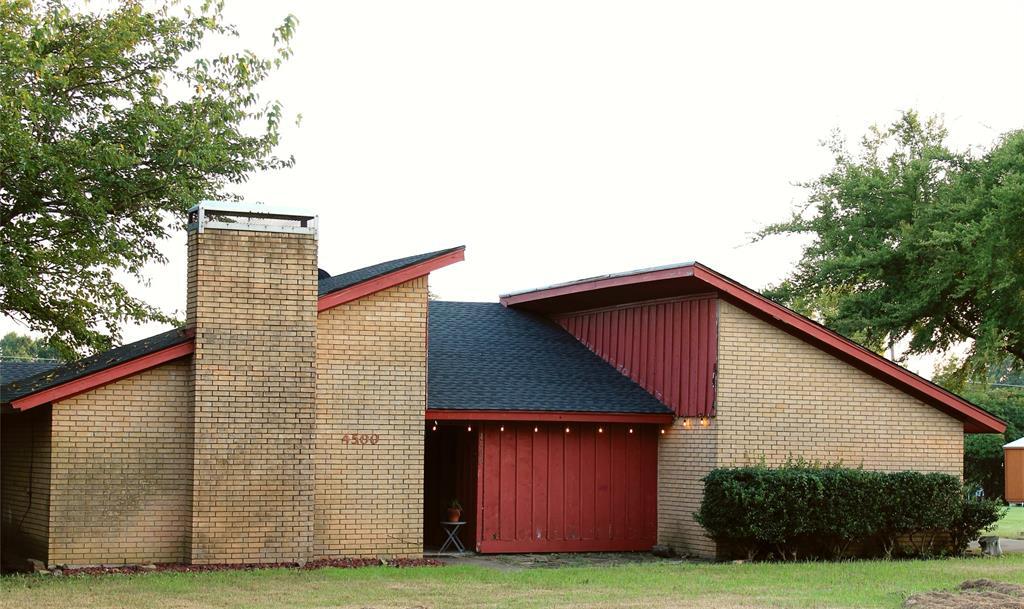Property Photo: 4500 Woodlawn Road TX 75090