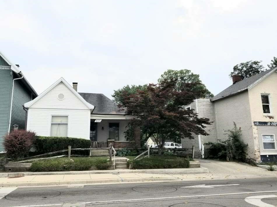 Property Photo:  825 S E Street  IN 47374 