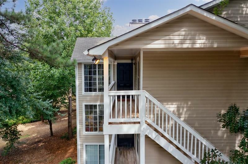 Property Photo: 1504 Countryside Place SE GA 30080