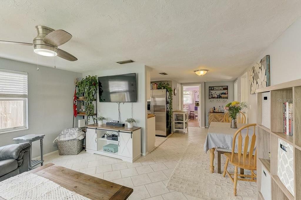 Property Photo:  5405 Kensington Street  FL 34232 