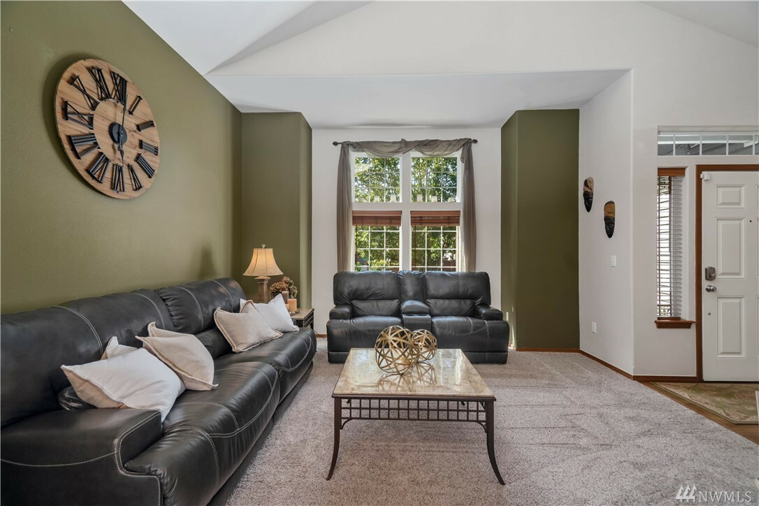 Property Photo: 7323 206th St Ct E WA 98387
