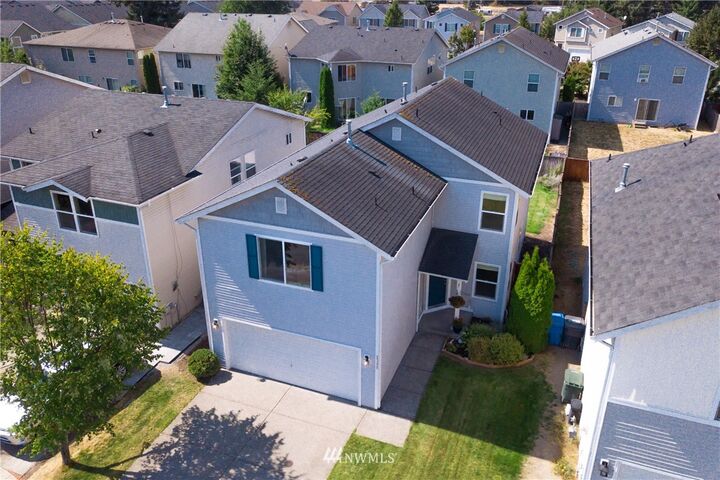 Property Photo: 20320 48th Avenue E WA 98387