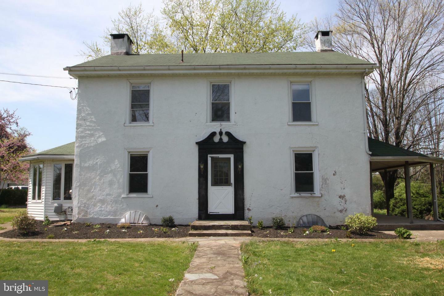 Property Photo:  374 Sanatoga Road  PA 19465 