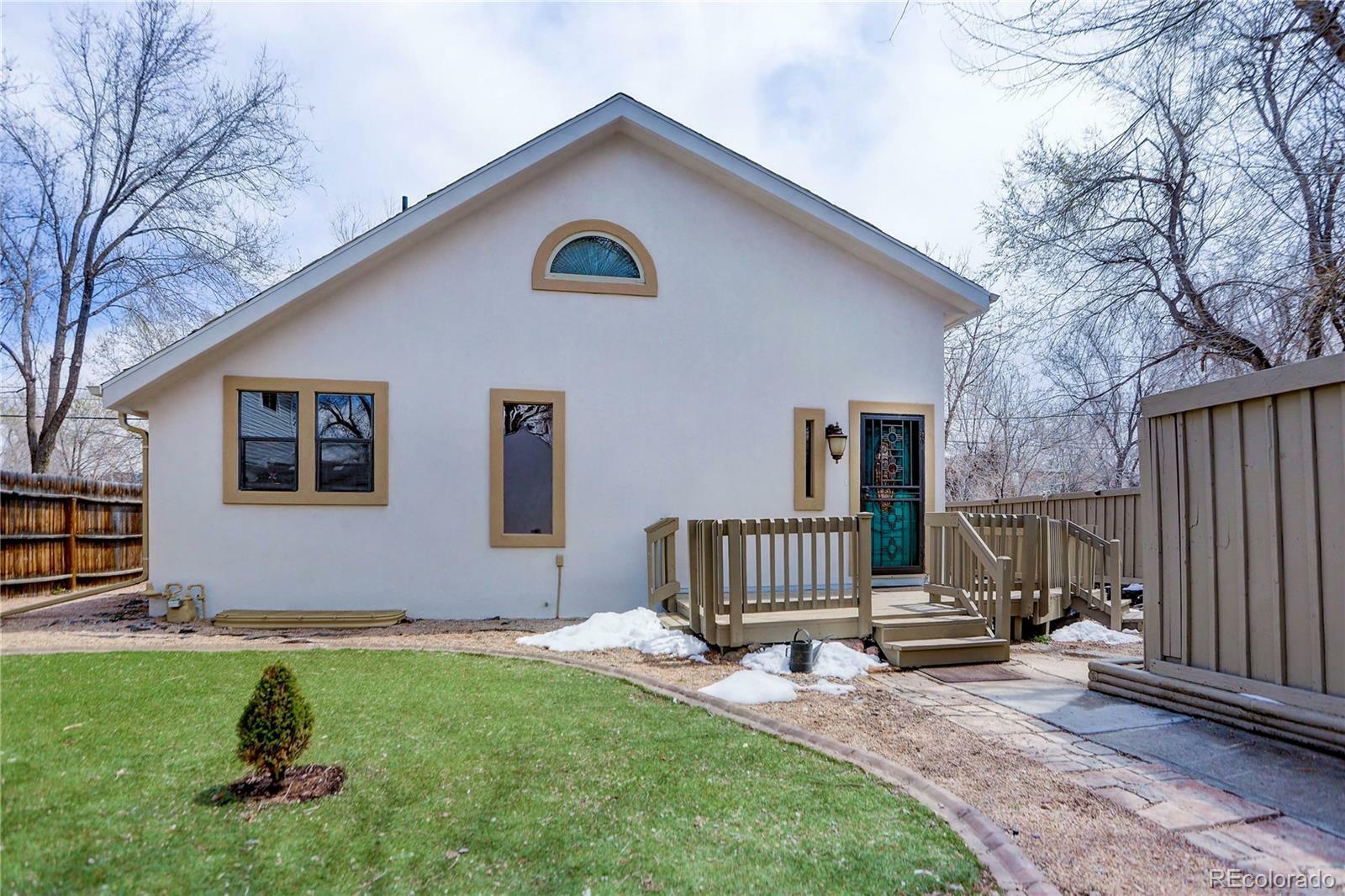 Property Photo: 852 S Krameria Street CO 80224