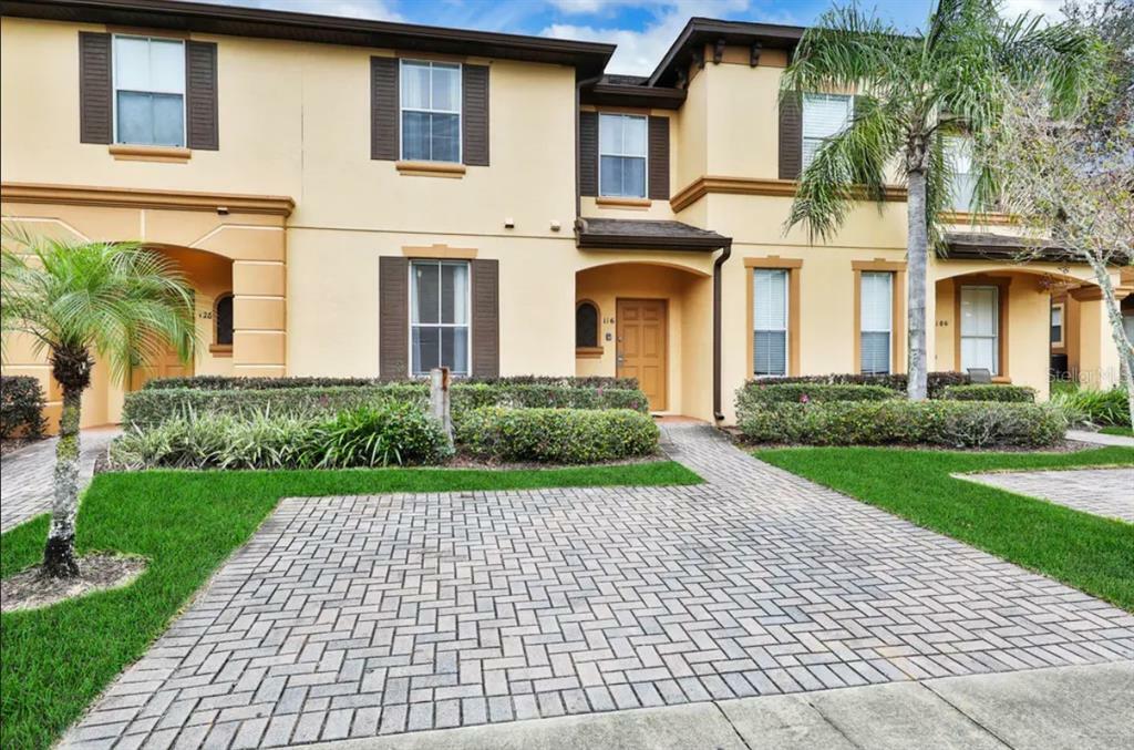 Property Photo:  116 Miramar Avenue  FL 33897 