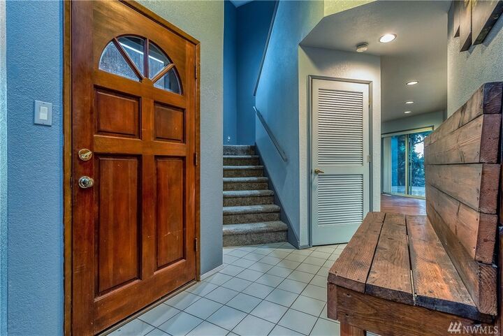 Property Photo: 85051 Winesap Rd OR 97862