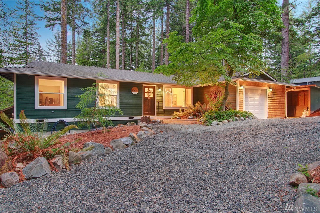 Property Photo:  43435 SE 174th St  WA 98045 