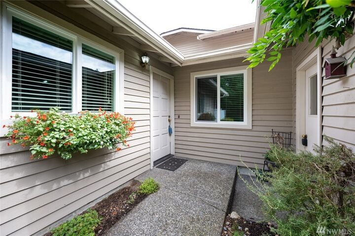 Property Photo:  4810 SW 317th Lane A  WA 98023 