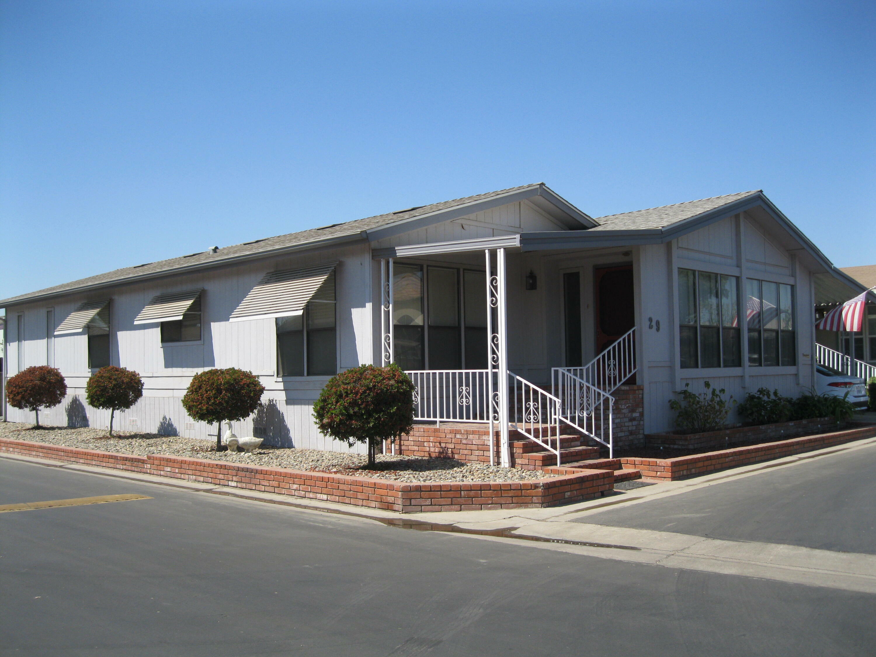 Property Photo:  2459 N Oaks Street 29  CA 93274 