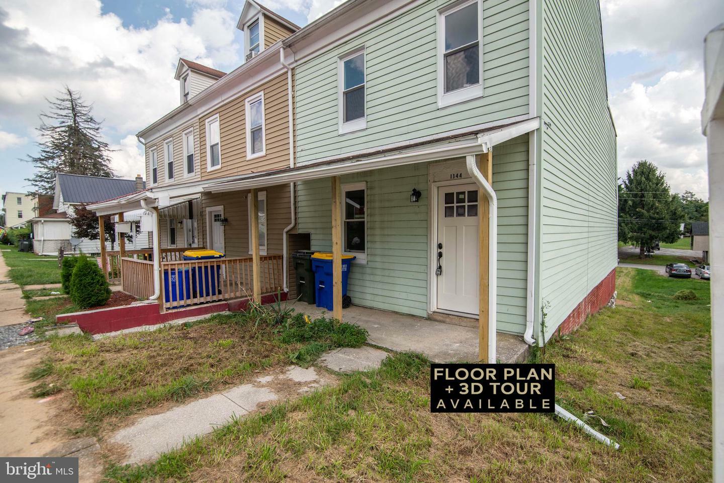 Property Photo:  1344 W College Avenue  PA 17404 