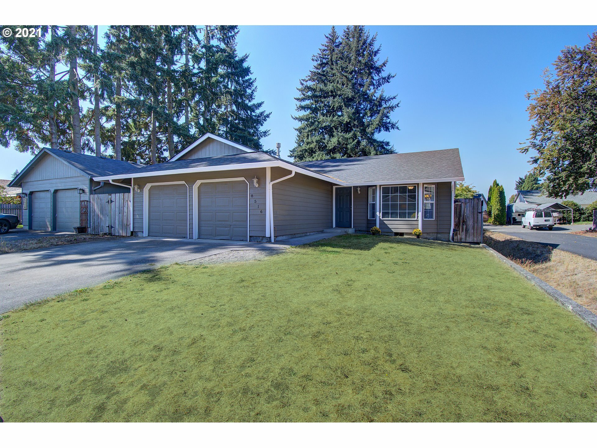 Property Photo: 8516 NE 145th Ave WA 98682