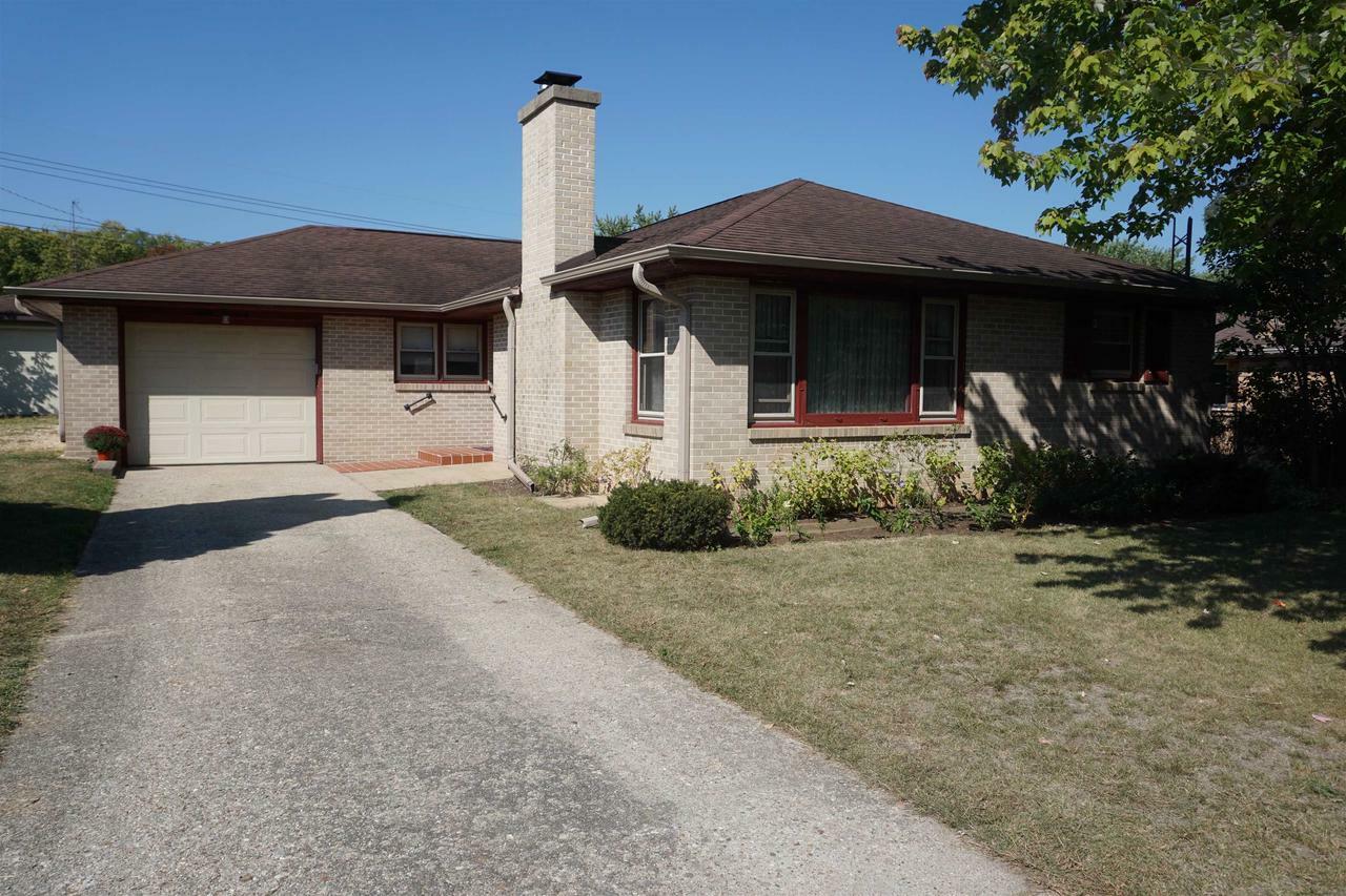 Property Photo:  2040 Glen Ave  WI 53511 