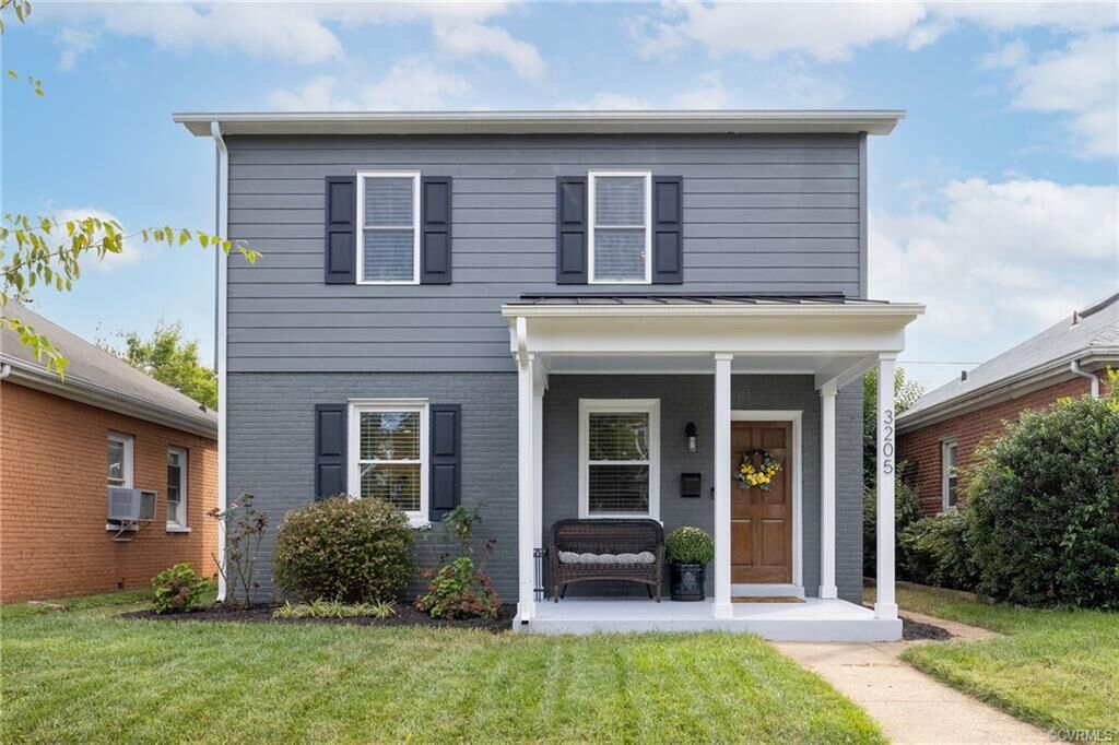 Property Photo: 3205 Rosewood Avenue VA 23221