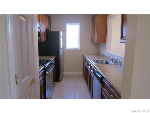 Property Photo:  401 Tondo Circle  NY 10926 