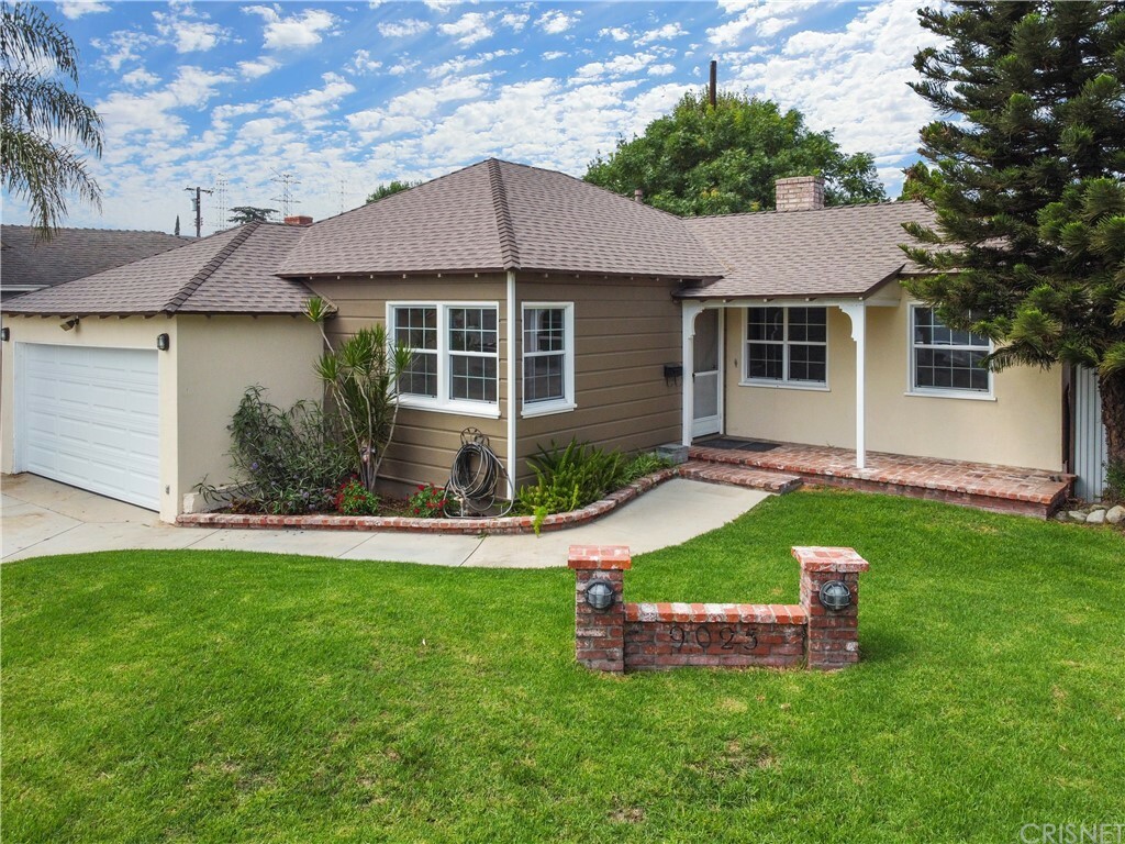 Property Photo:  9025 Rhea Avenue  CA 91324 