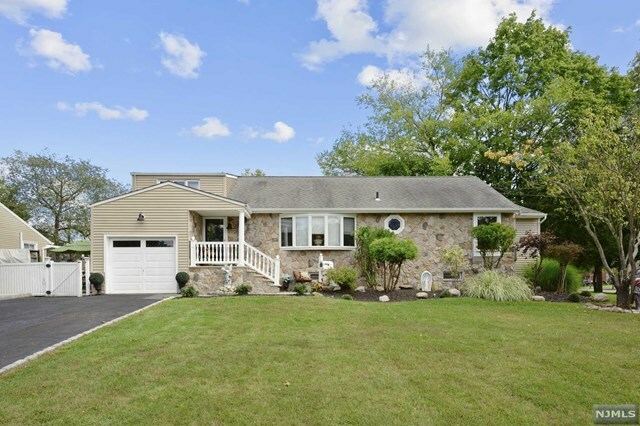 345 Lacey Drive  New Milford NJ 07646 photo