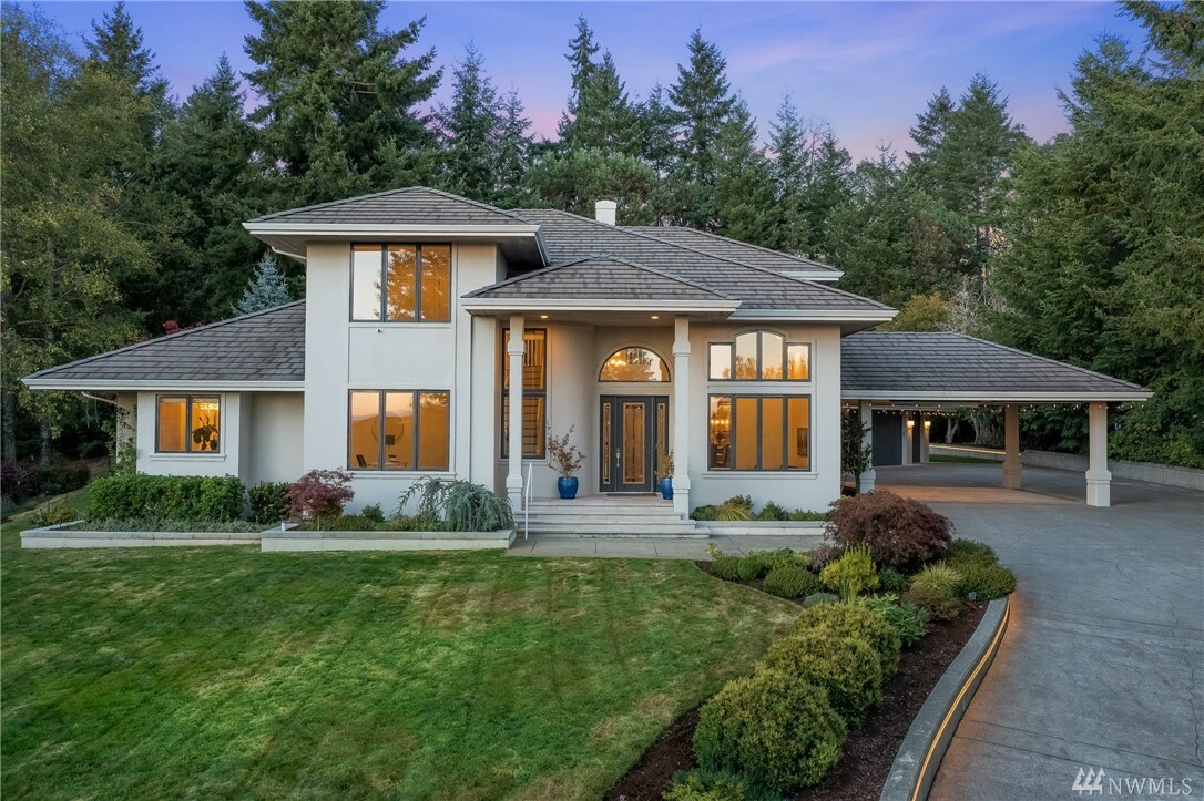 Property Photo: 10107 51st St NW WA 98335