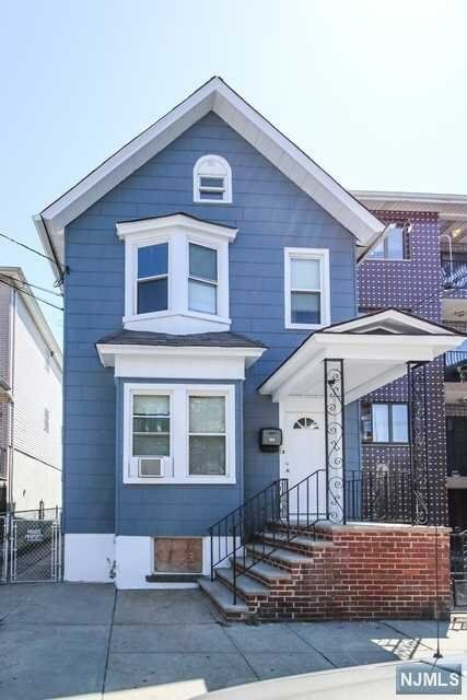 Property Photo:  305 North 3rd Street 2  NJ 07029 