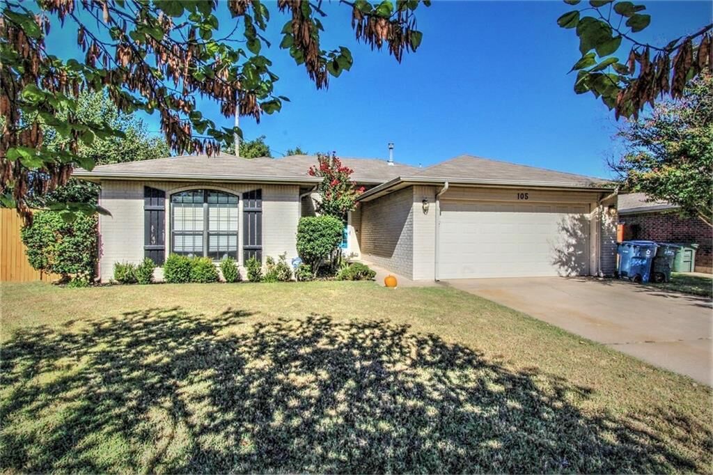 Property Photo: 105 W 10th Place OK 73003