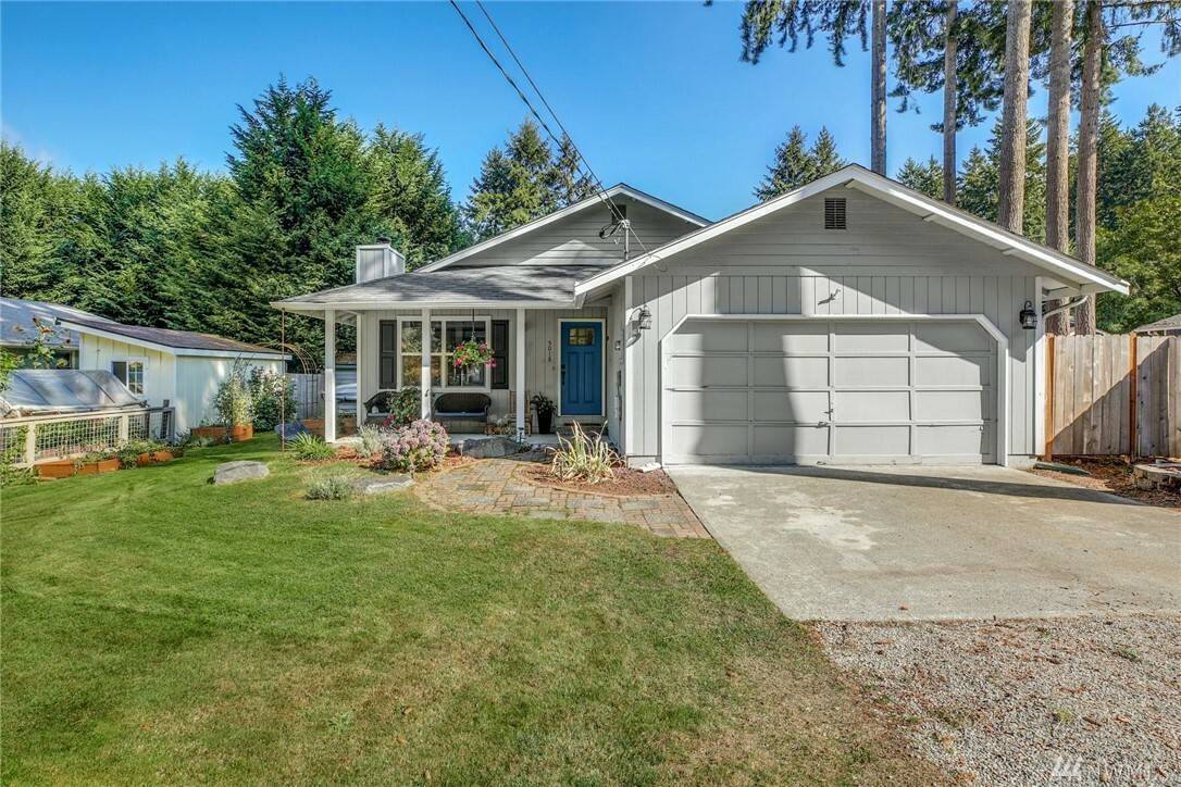 Property Photo:  5018 Beverly Dr NE  WA 98516 