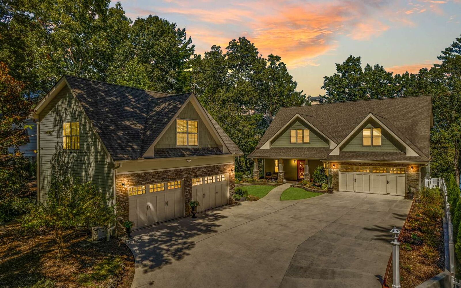 Property Photo: 661 Shenandoah Drive GA 30540