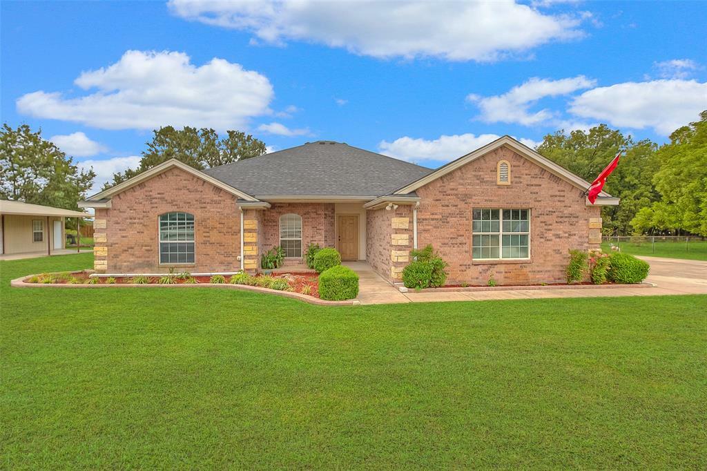 Property Photo:  2525 Old Mineral Wells Highway  TX 76088 